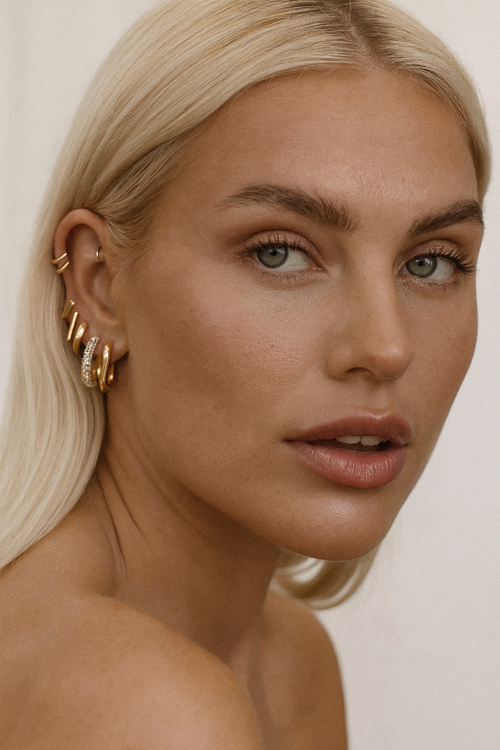 Nia Earrings