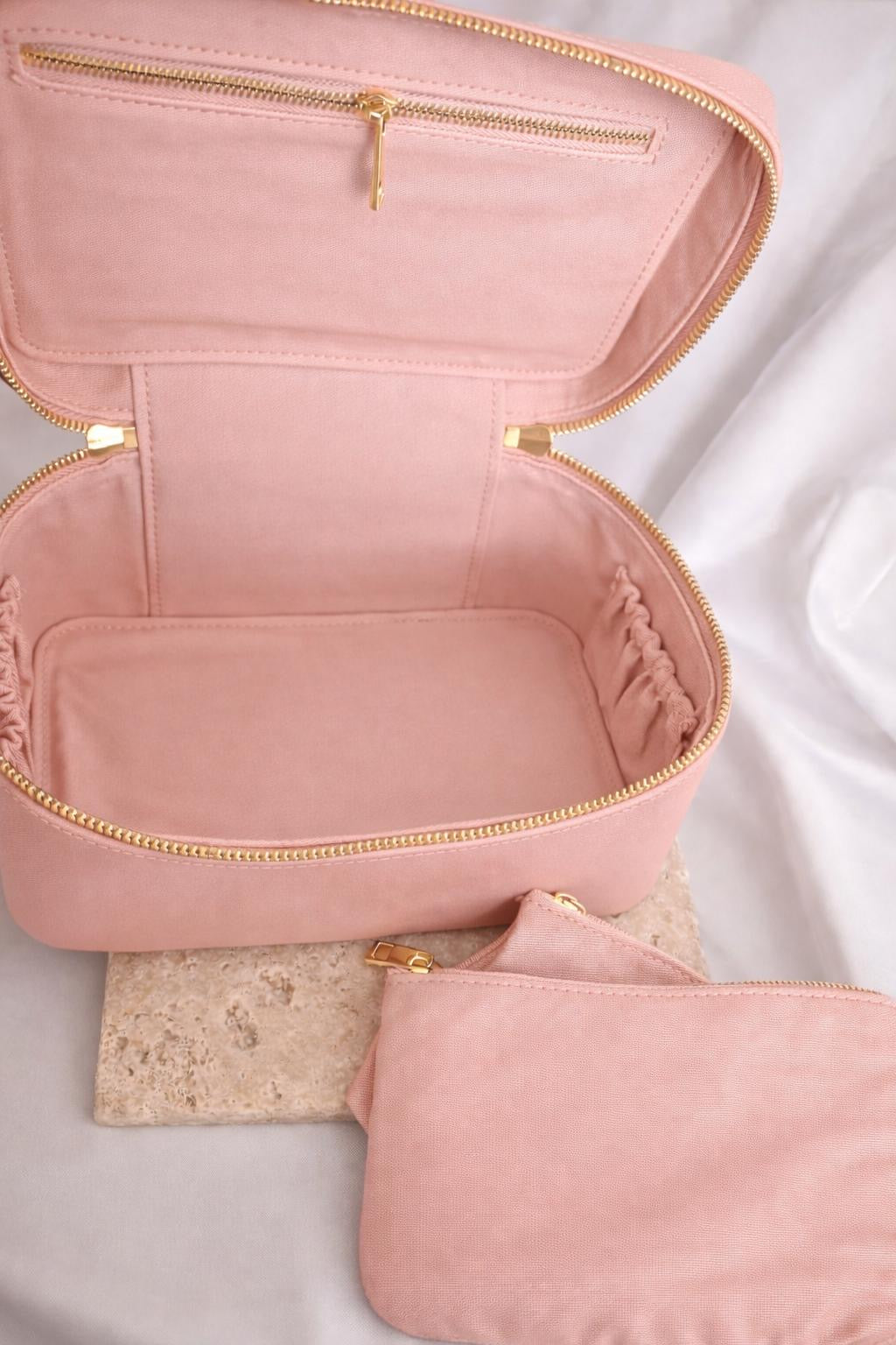 The Éclat Vanity Pouch