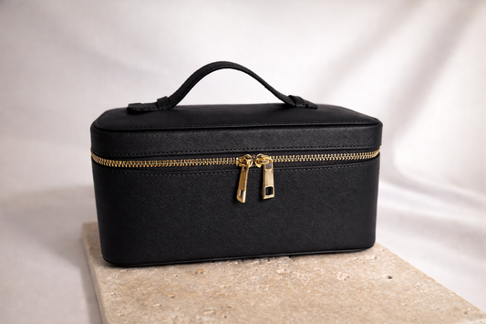 The Éclat Vanity Pouch