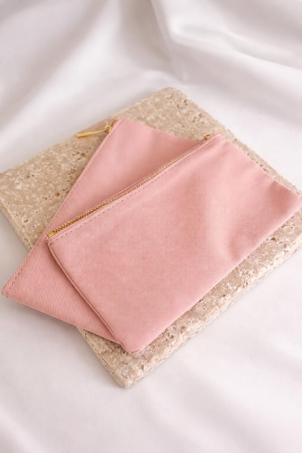 The Éclat Vanity Pouch