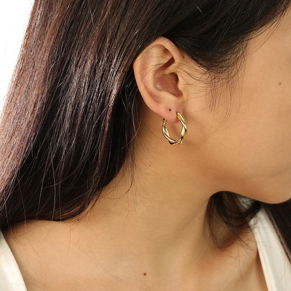 Gianna Hoops